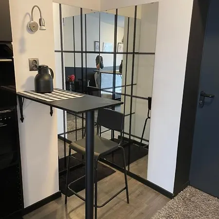 Ingress Apartment