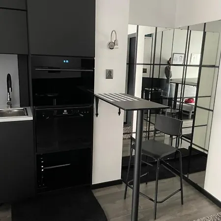 Ingress Apartment